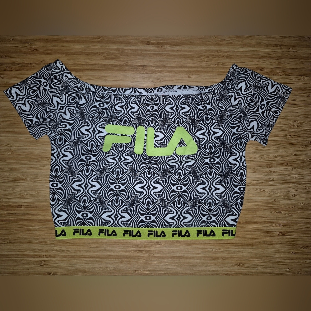 Fila Women's Off-Shoulder Crop Top -Psychedelic Black and Green Size Mefium